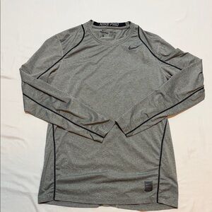 Nike Men’s Gray Long Sleeve Pro Dri-FIT Performance Top